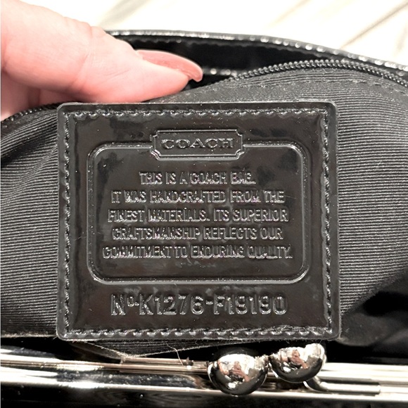 LIKE NEW COACH BAG - Picture 3 of 5